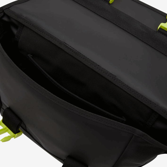 Lacoste Signature Print Water-Repellent Messenger Bag 646T2036 Noir Lime K68 Men